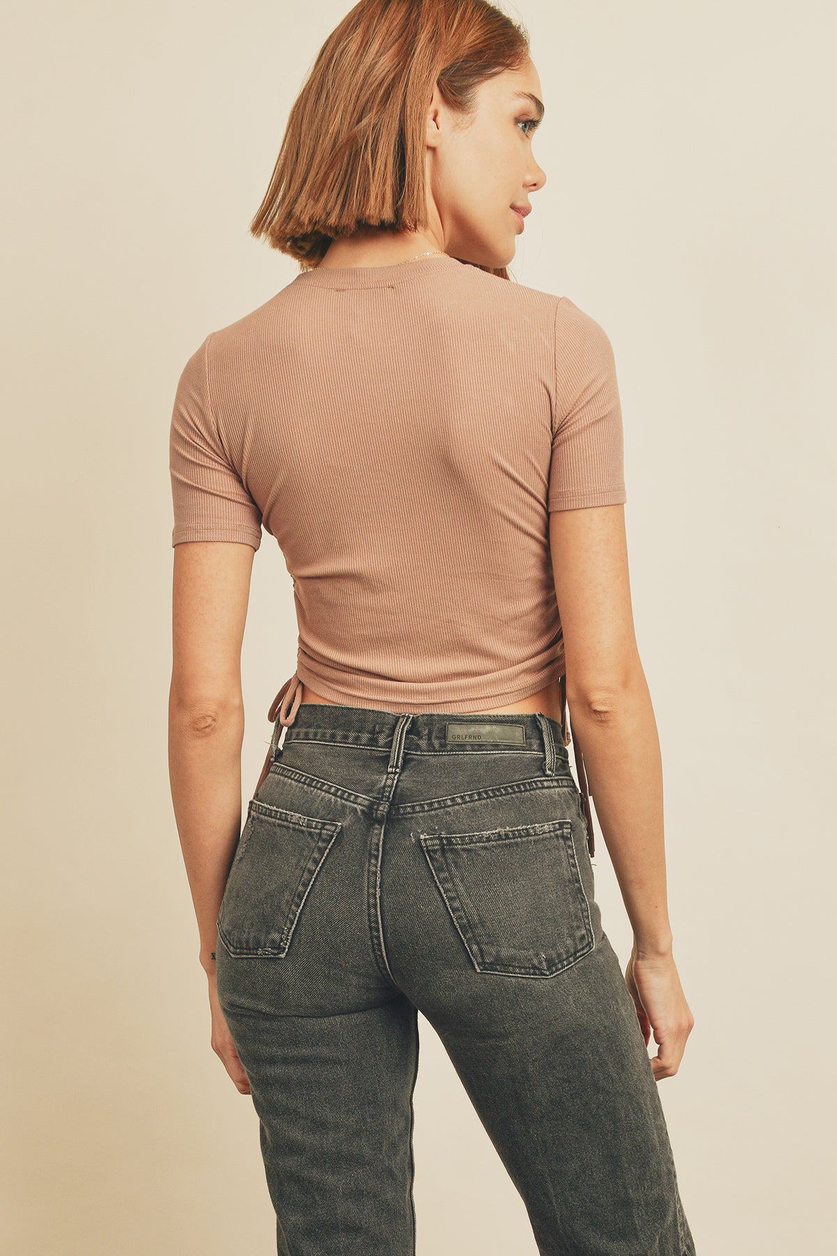 Ribbed Knit Drawstring Ruched Short Sleeve Tee - Sand