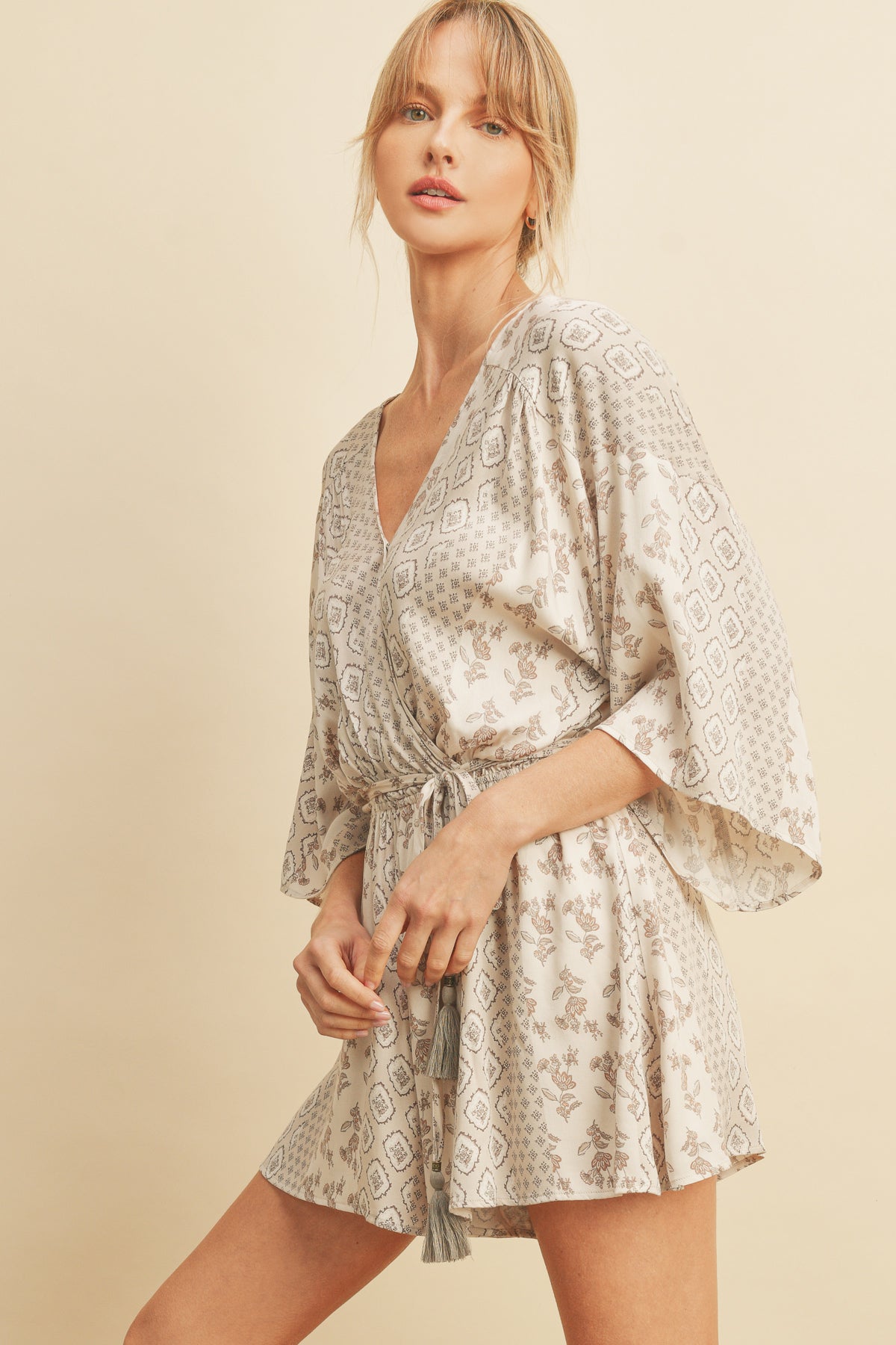 Wonderous Kimono Sleeve Romper - Natural/Taupe