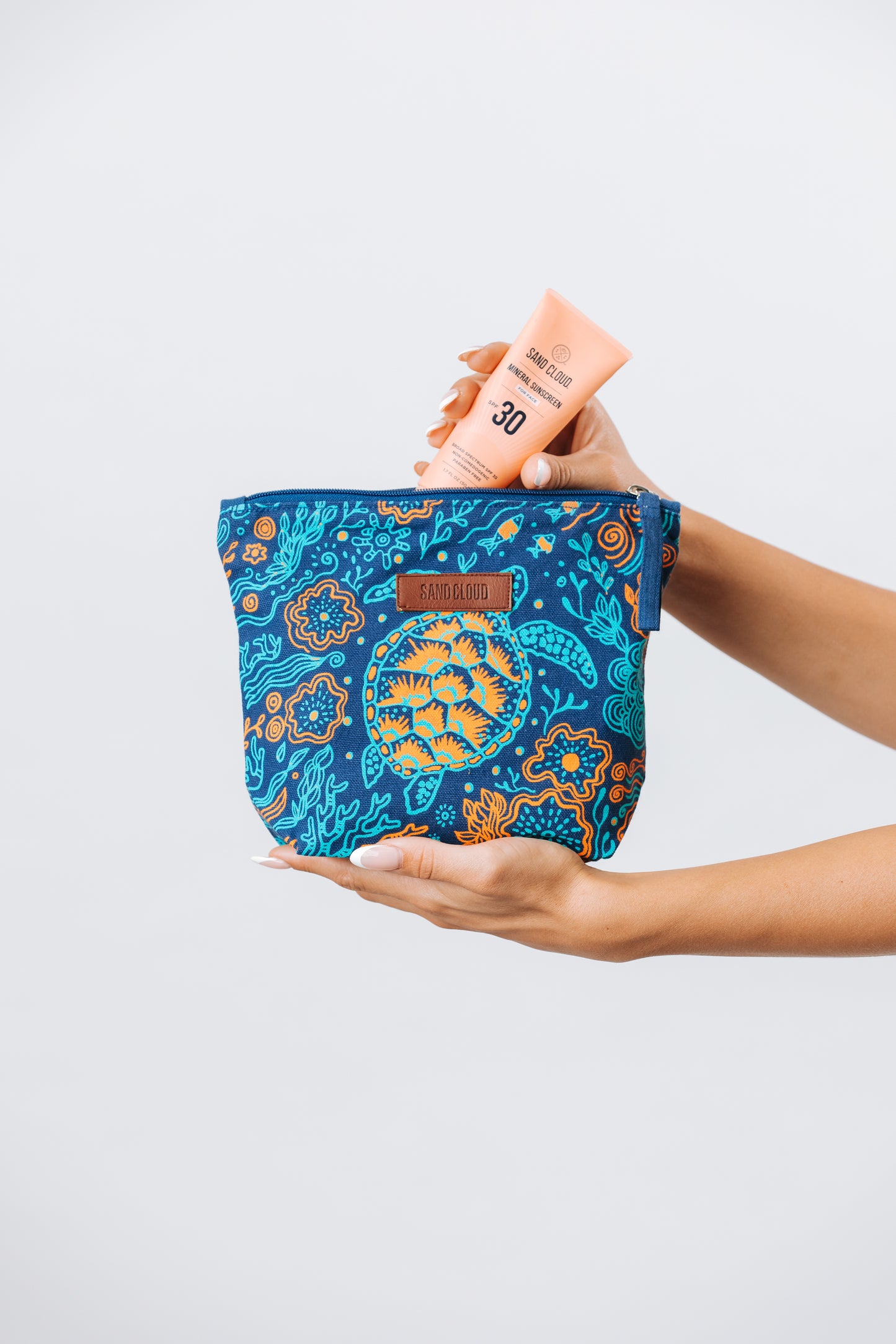 Zipper Pouch - Reef Turtles