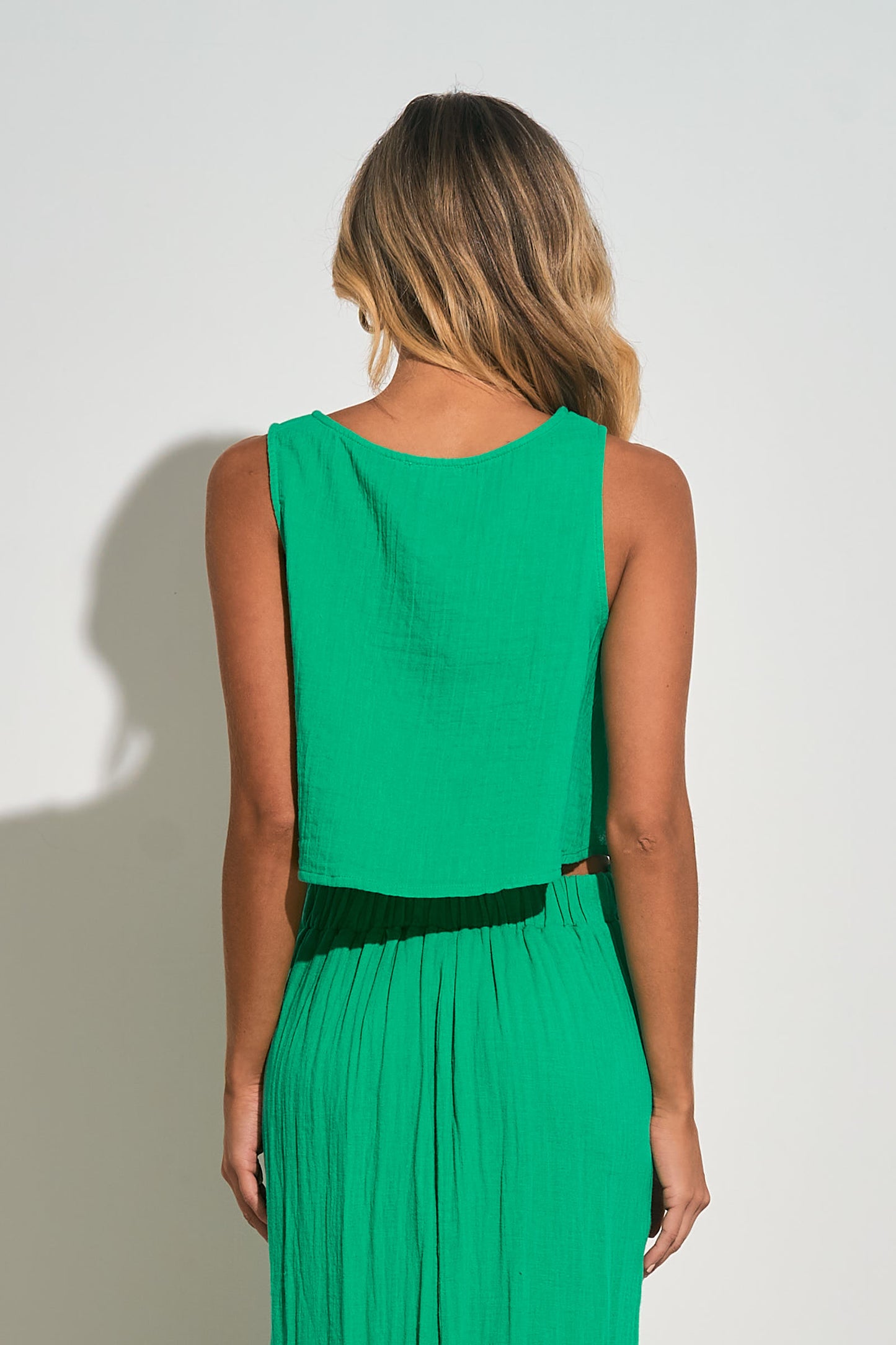 Flowy Cropped Tank Top - Bright Green