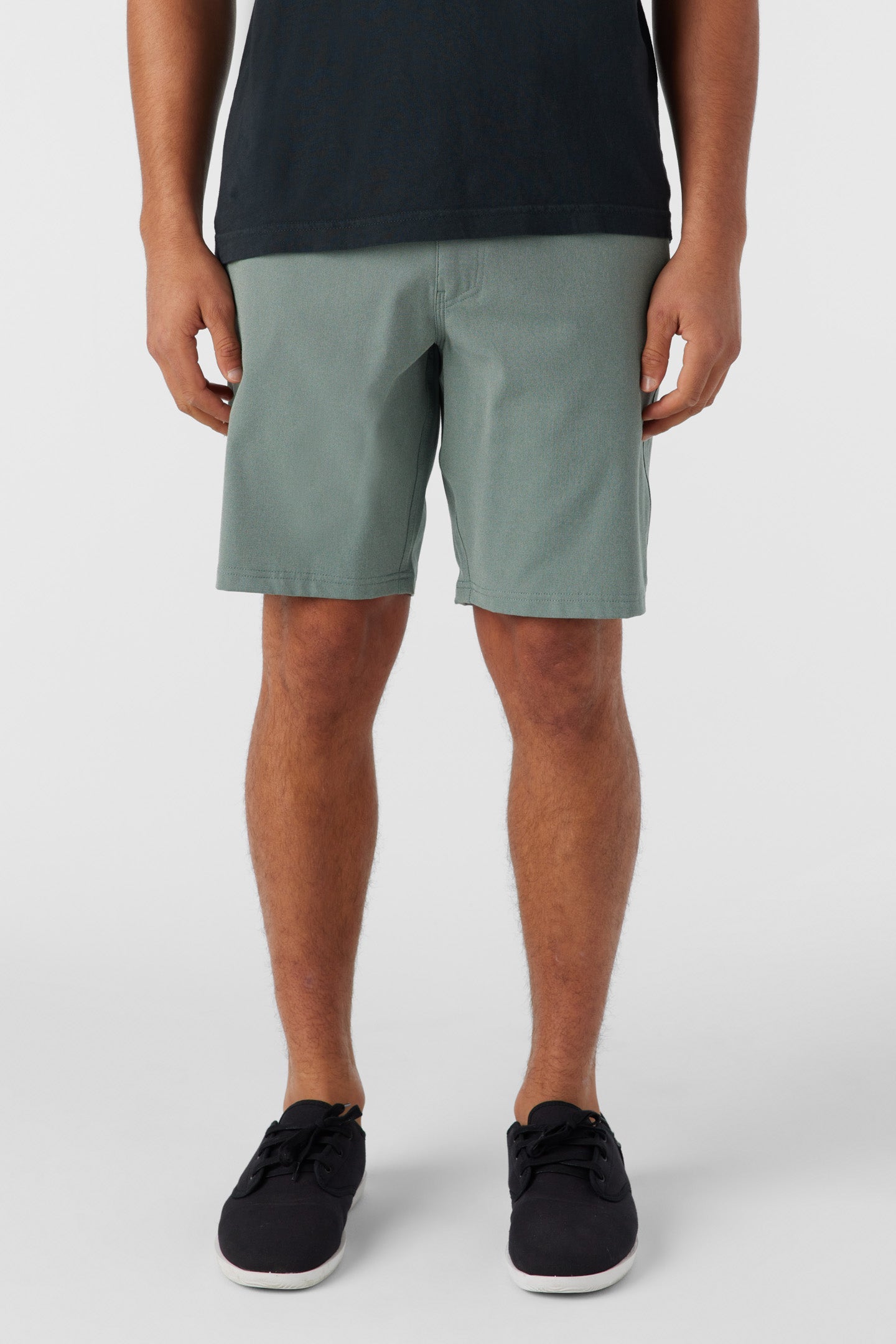 Reserve Light Check 19" Hybrid Shorts - Dark Olive
