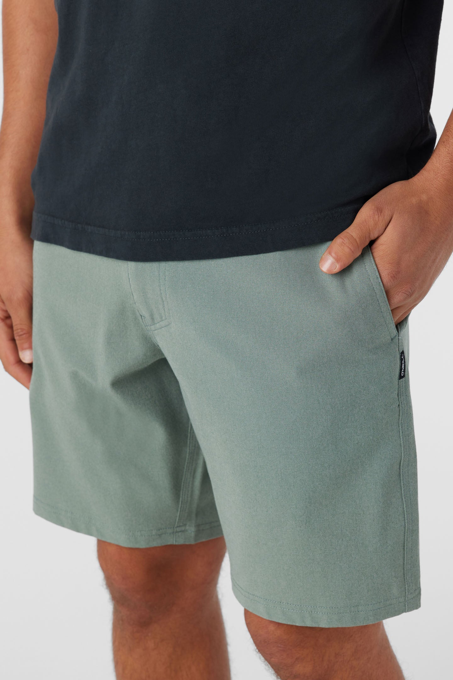 Reserve Light Check 19" Hybrid Shorts - Dark Olive