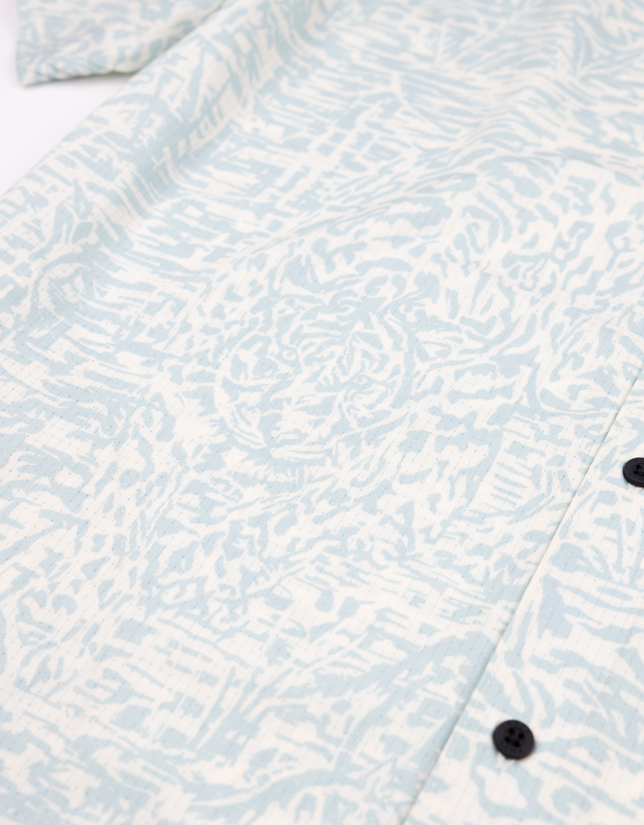 Mojave Short Sleeve Button-Down Shirt - Hidden Llama (Green)