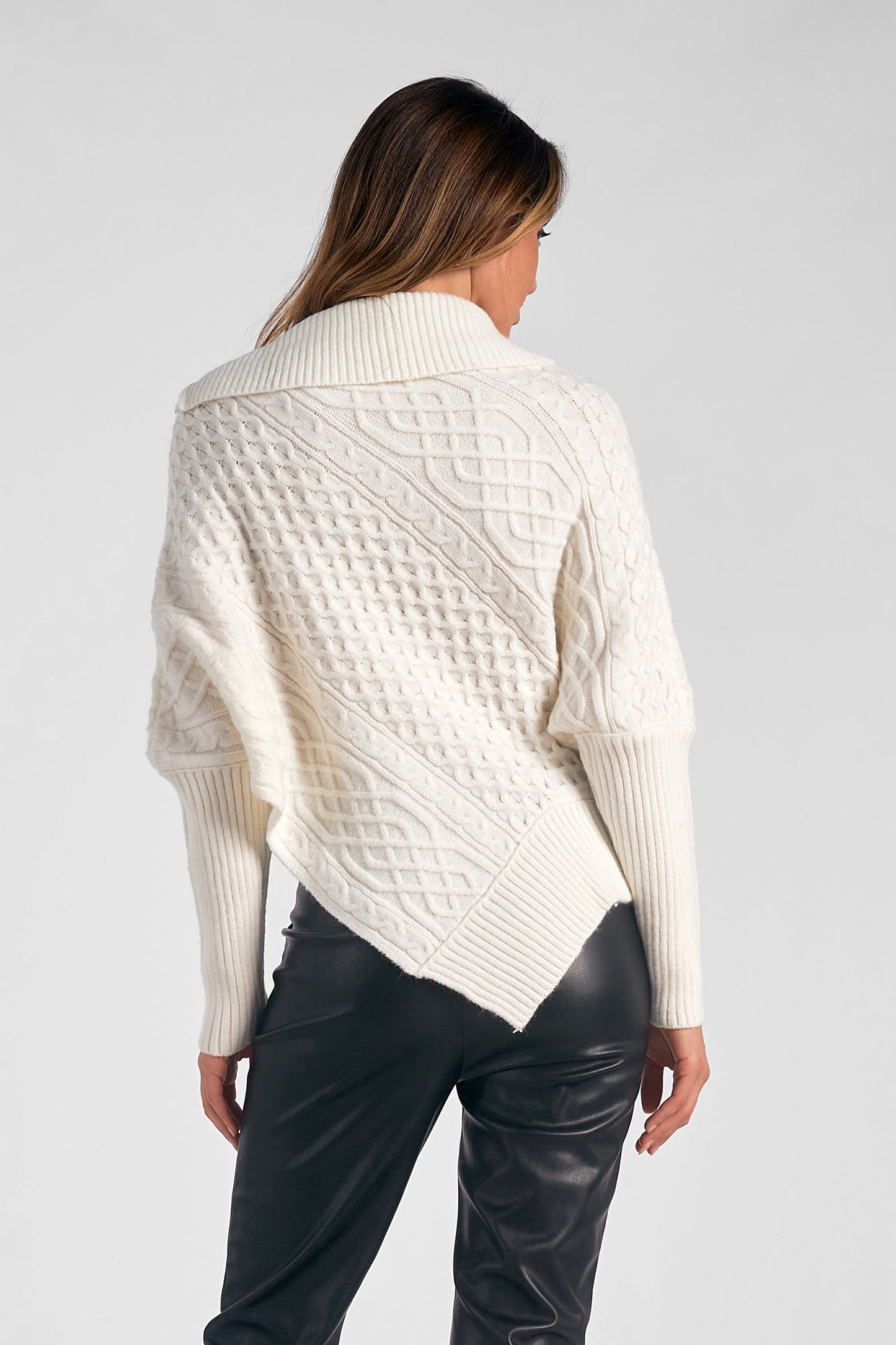 Full Zip Diagonal Cable Knit Sweater - Winter White