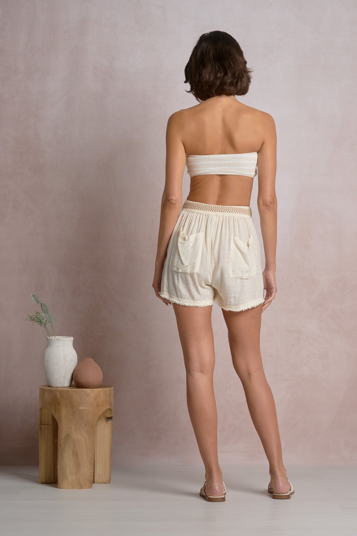Shorts with Styled Belt - Off White