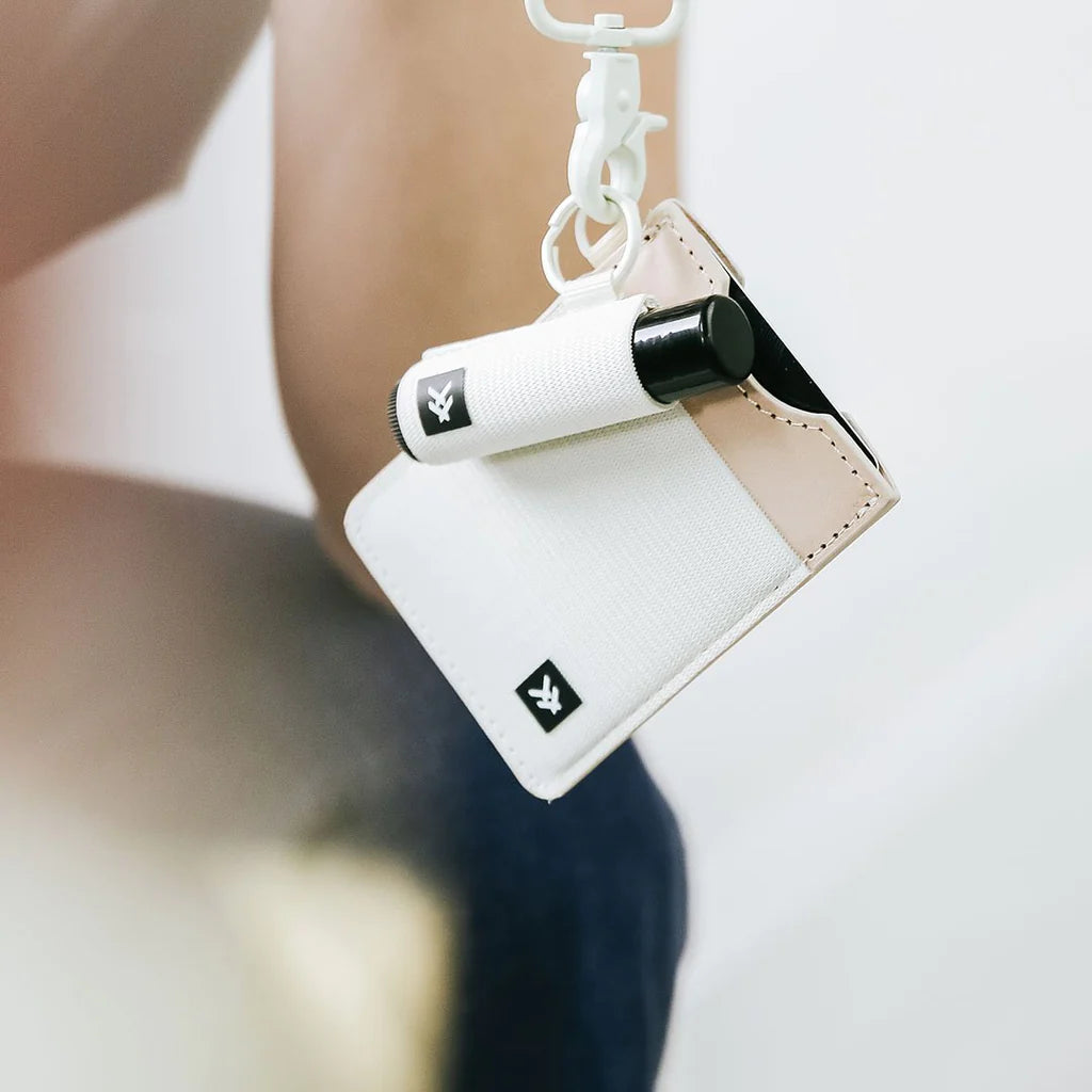 Vertical Wallet - Off White