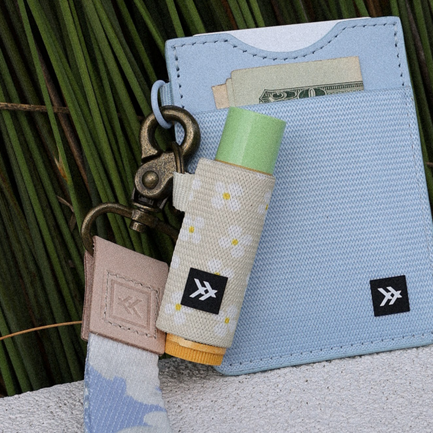 Lip Balm Holder - Luna (Beige)