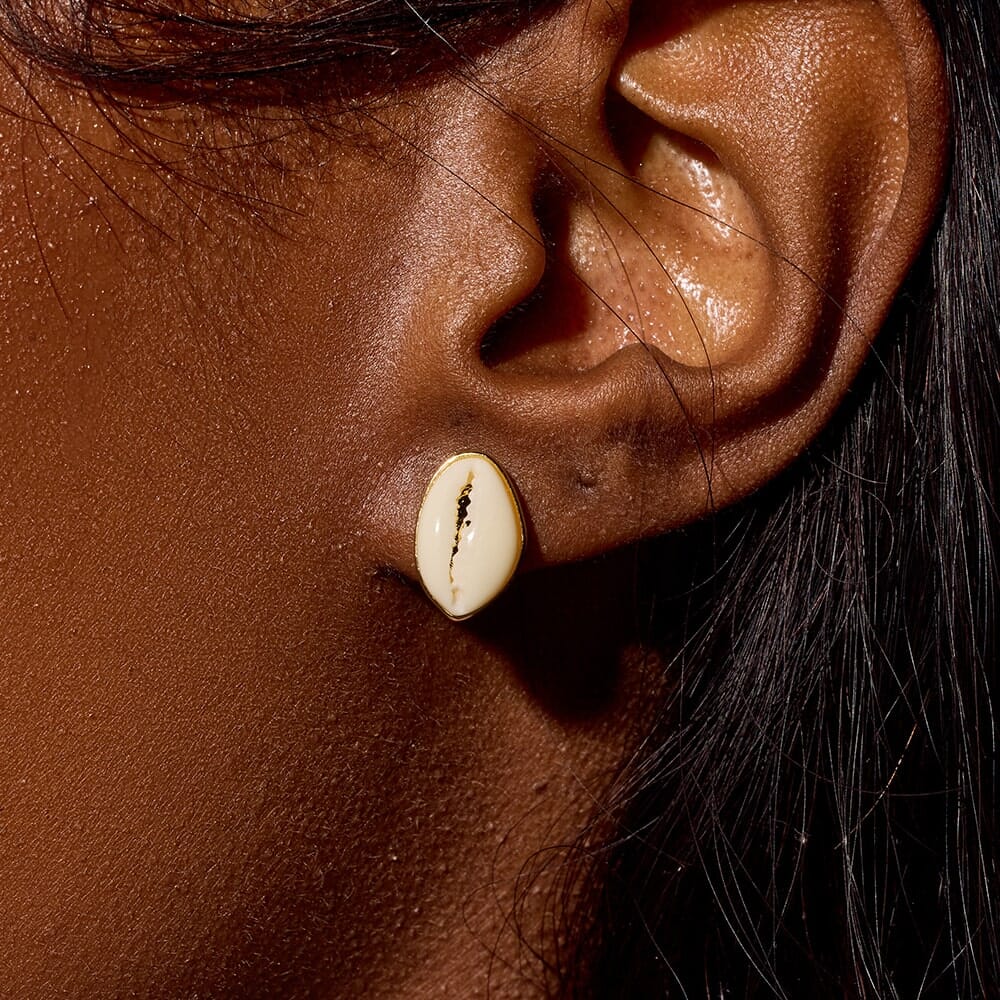Earrings - Simple Cowrie Studs - Gold