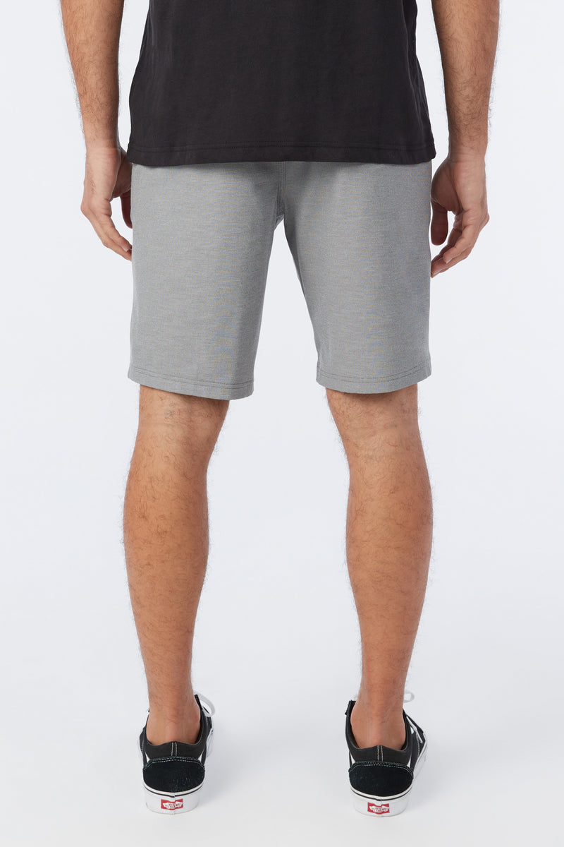 Reserve Light Check 19" Hybrid Shorts - Graphite