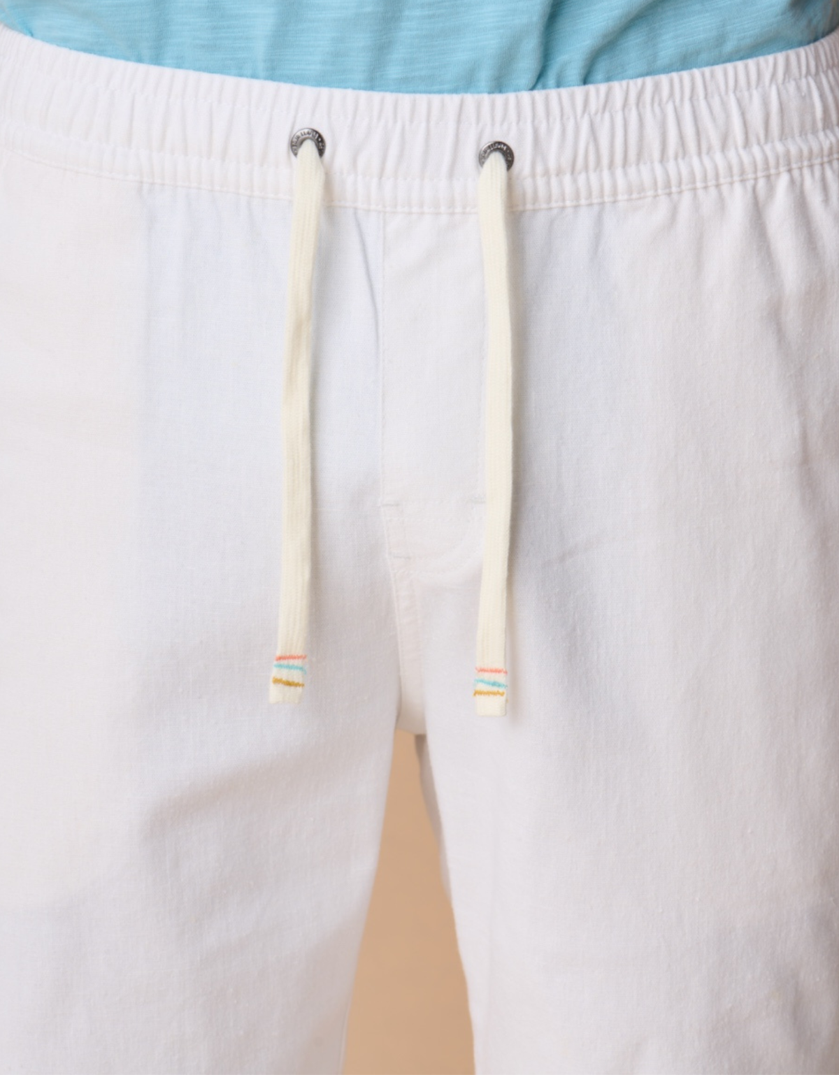 Too Breezy Linen Shorts - Peruvian White
